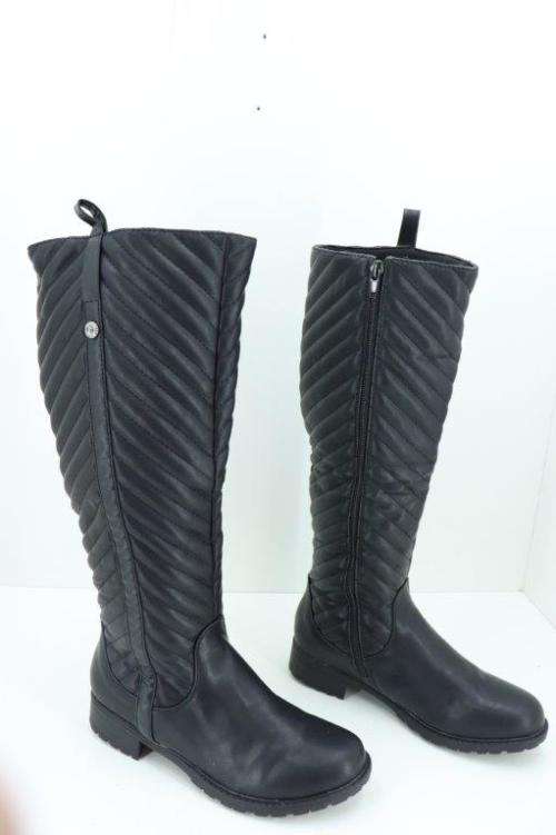 ladies Black long  Boots : uk/sa size 6 available