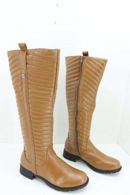 ladies long tan   Boots : uk/sa size  3 or 4 or 5 or 7 available