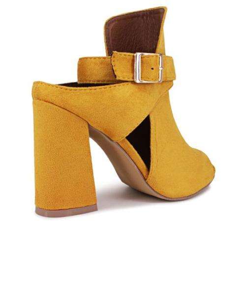 BLOCK HEELS - MUSTARD SEDUCTION : UK/SA SIZE 6
