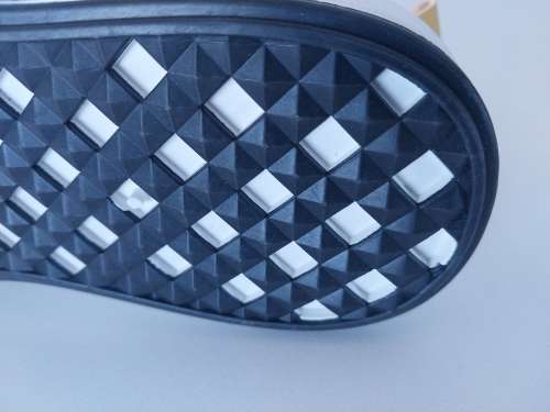 Lunah Ladies Fashion shoes .