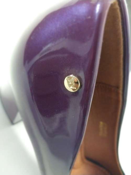 DOLCE VITA HEELS .