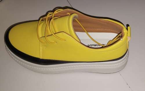 Lunah FASHION SHOES. Size 4