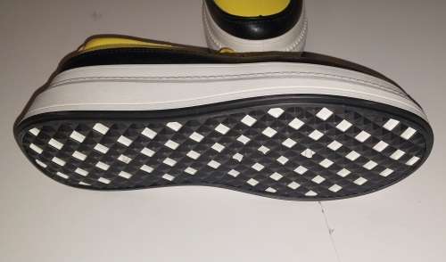 Lunah FASHION SHOES. Size 4
