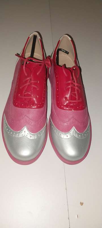 Cute Princess Fashion shoes . Size 6