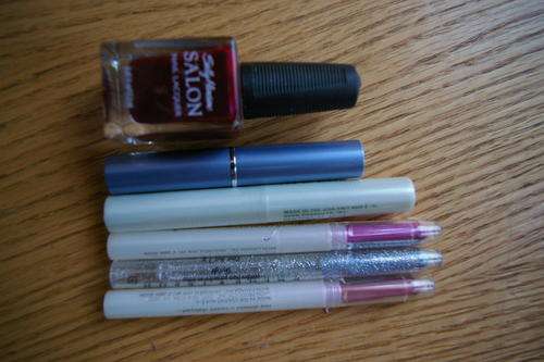 AVON & SALLY HANSEN COSMETIC SALE !!!!!! DONT MISS THIS BARGAIN.