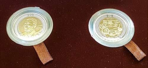MANDELA COMMEMORATIVE SET R5 2008 UNC AND SARB R5 UNC