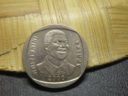 THE GREAT SMILE ON THE 2000 MANDELA R5....
