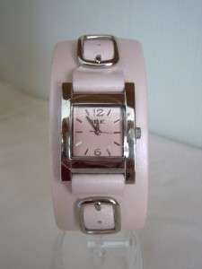 BRAND NEW AUTHENTIC RELIC FOSSIL LADIES WATCH WITH PINK LEATHER STRAP IN TIN