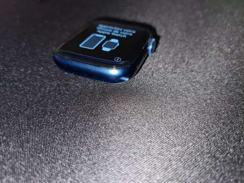 !! BARGIN !! Apple Watch Series 6 Navy Blue 44mm with Strap