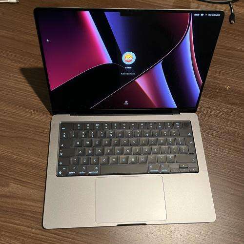 Apple MacBook Pro 14-inch with Apple M1 Pro chip 512GB SSD / 16GB RAM and 2 Year Warrenty