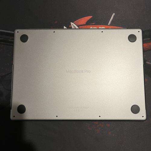 Apple MacBook Pro 14-inch with Apple M1 Pro chip 512GB SSD / 16GB RAM and 2 Year Warrenty