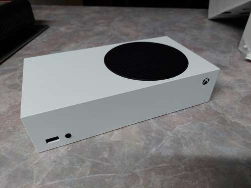 Xbox Series S Basically New