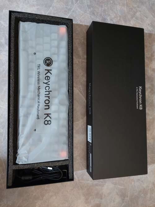 Keychron K8 wireless mechanical keyboard Windows and Mac OS