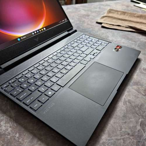 HP Victus Ryzen 5 5600H / 16GB DDR4 RAM /  512GB NVME SSD / Full HD /  RX6500M Graphics