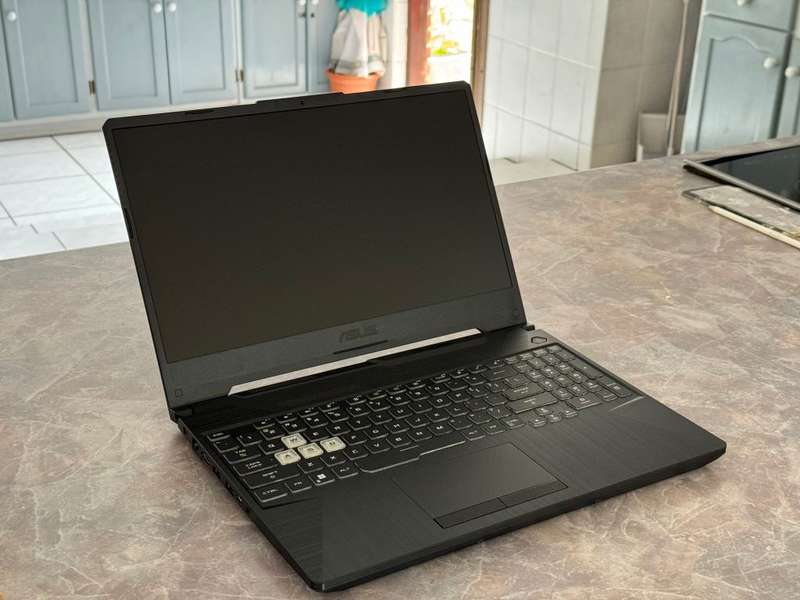 ASUS FX506 Gaming Laptop | i5 11 Gen 6 cores | RTX 2050 | 24GB DDR4 RAM | 512GB SSD | WIN 11