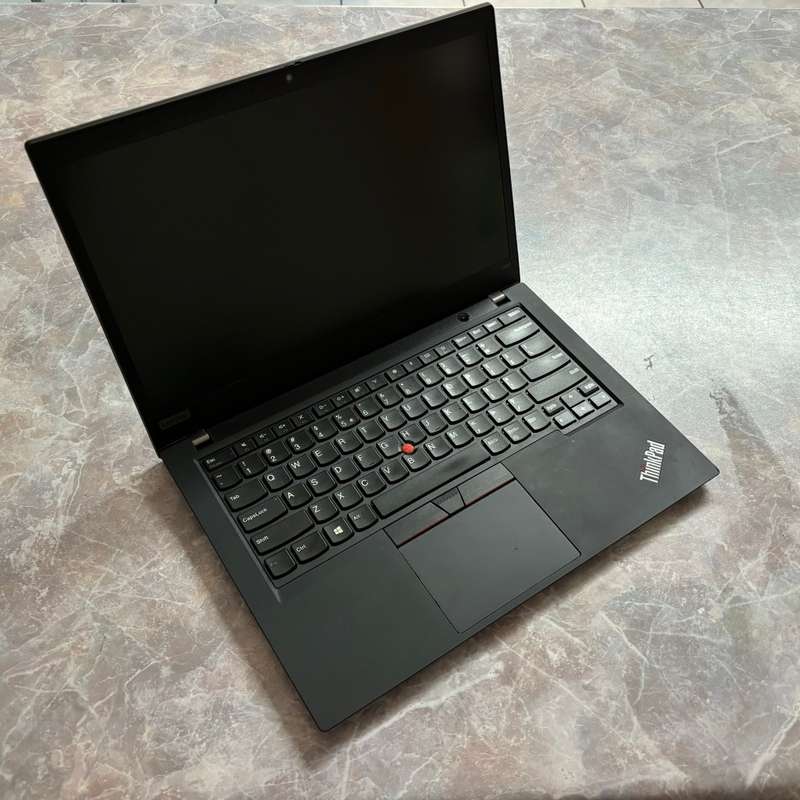 Lenovo T490 | 8th Gen i5 | 32GB DDR4 RAM | 1080p Touch Screen