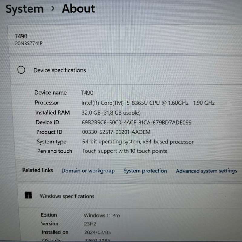 Lenovo T490 | 8th Gen i5 | 32GB DDR4 RAM | 1080p Touch Screen