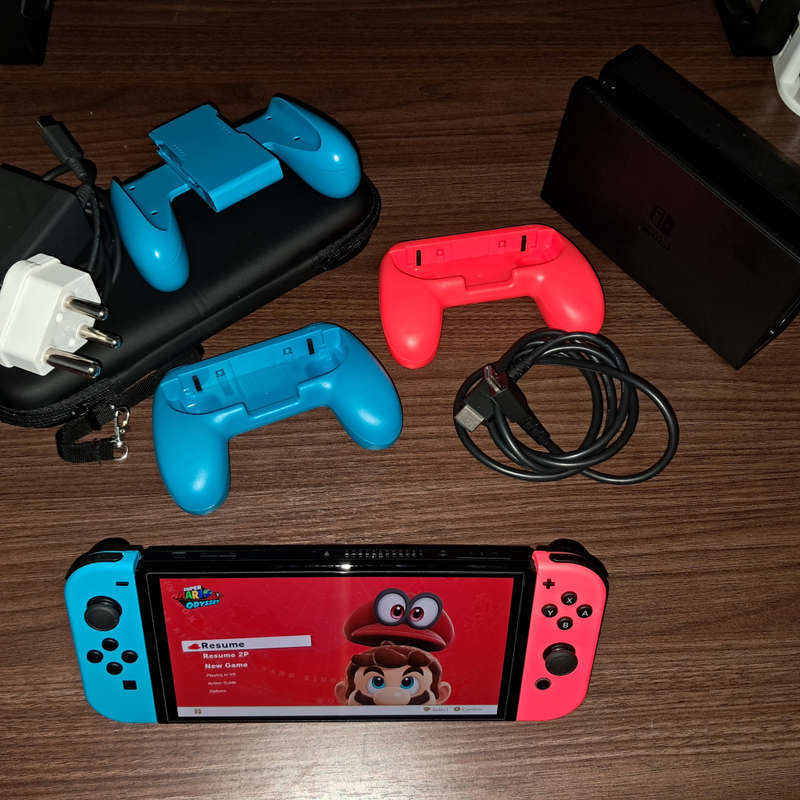 NINTENDO SWITCH OLED