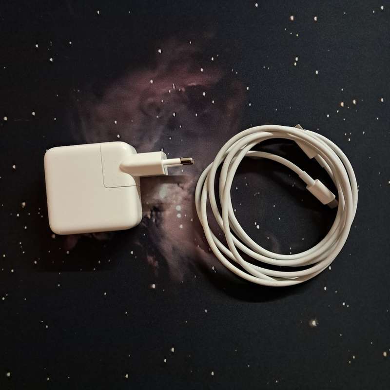 Macbook Air M1 | 16GB RAM | 256Gb SSD | US KEYBOARD | IN NEW CONDITION | 3Yr Warranty