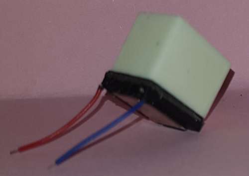 Sugar Cube Speaker with rectangular sound box for DCC Sound Decoder - 8 Ohm 1 Watt