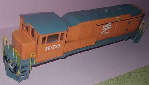SPOORNET HO Class 36-200 GM-EMD Painted Diesel Locomotive Shell With LED Head Lights