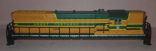 Life-Like N Scale  SD7 Great Northern 7763 #566 Diesel Locomotive Shell