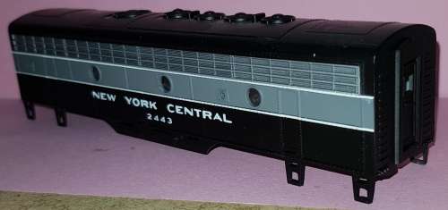 Bachmann HO New York Central #2443 EMD F7B Diesel Locomotive Shell