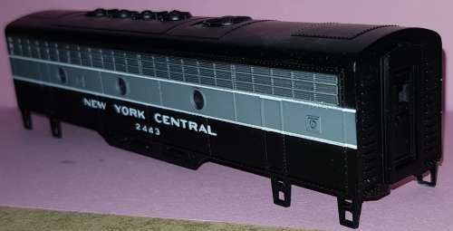Bachmann HO New York Central #2443 EMD F7B Diesel Locomotive Shell