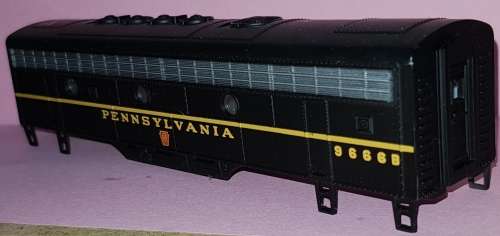 Bachmann HO Pennsylvania #9666B EMD F7B Diesel Locomotive Shell