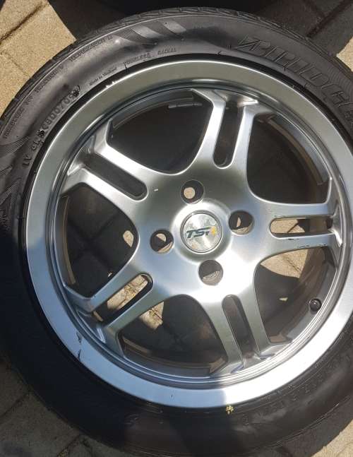 TSR Alloy Wheels with Bridgestone 195/50 R15  tyres
