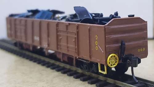 SAR HO BAD Wagon With Scrap Load - Kadee Couplers - Runs on 12mm Track