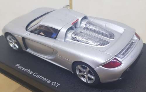 AUTOart 1/32 Silver Porsche Carrera GT Slot Car