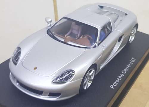 AUTOart 1/32 Silver Porsche Carrera GT Slot Car