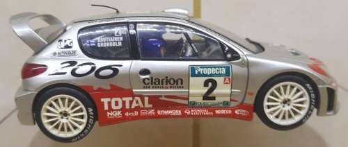 AUTOart 1/32 Racing Division Peugeot 206 No.2 WRC 2001 Slot Car