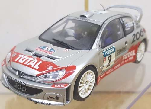 AUTOart 1/32 Racing Division Peugeot 206 No.2 WRC 2001 Slot Car