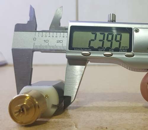 HO Scale 12V 12000 rpm 5 Pole Model Train Motor With Flywheels