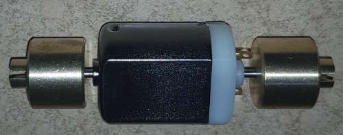HO Scale 12V 12000 rpm 5 Pole Model Train Motor With Flywheels