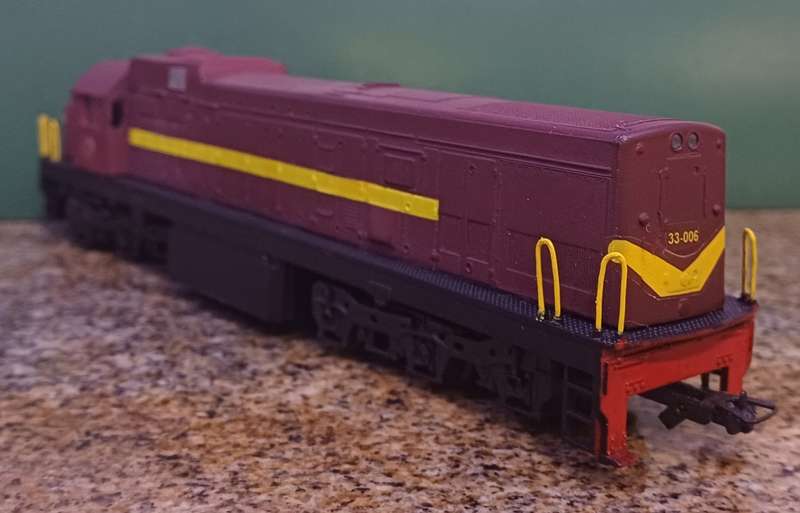 SAR Class 33-000 Diesel Locomotive #33-006 body mounted on HO Scale Frateschi chassis