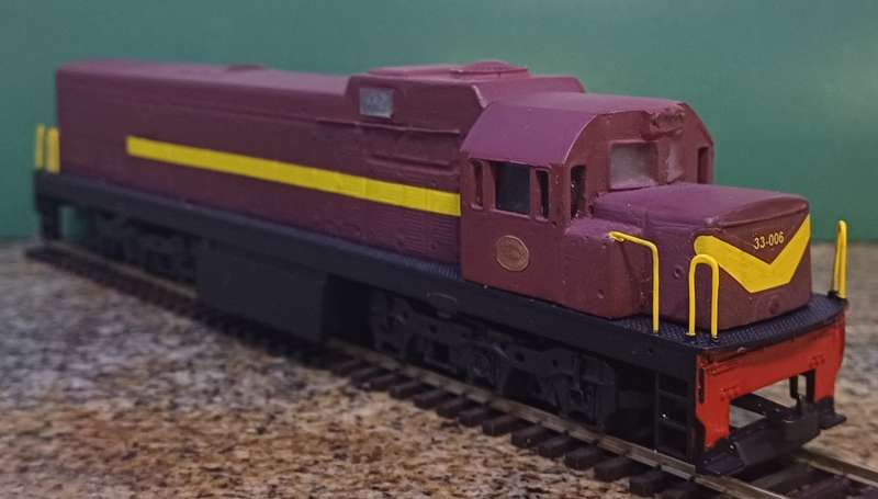 SAR Class 33-000 Diesel Locomotive #33-006 body mounted on HO Scale Frateschi chassis