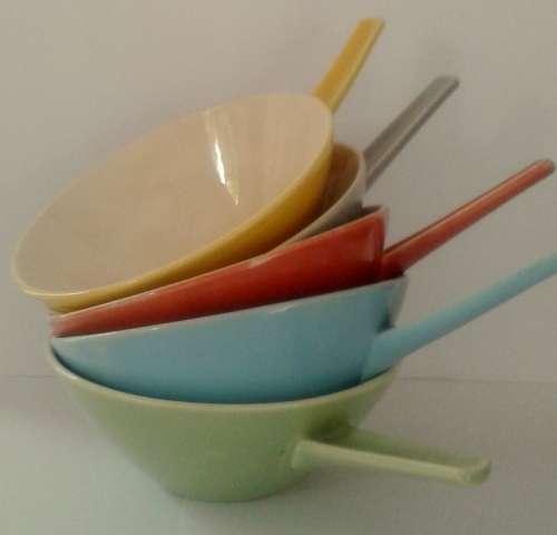Retro dishes - note some aging in two of the dishes