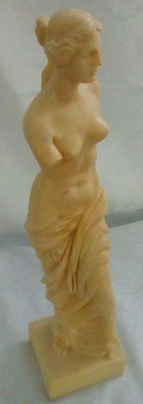 Vintage Statue of Venue de Milo (Please read description)