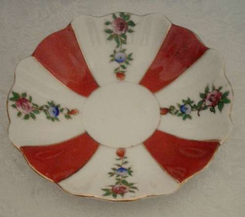 Small Vintage Japanese Saucer - Wonderful colouring