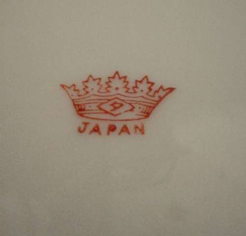 Small Vintage Japanese Saucer - Wonderful colouring