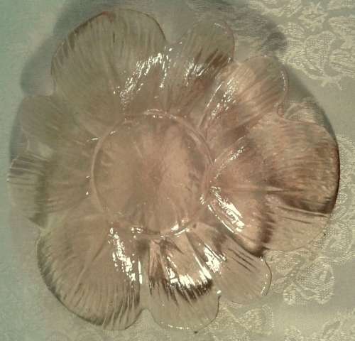Lovely vintage glass display or snack bowl