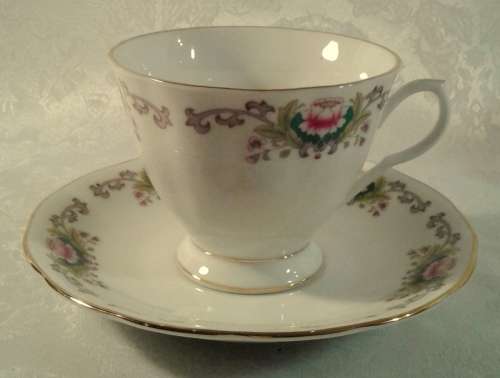 Set of four vintage  tea cups and saucers.