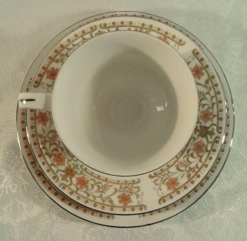 Vintage Lara Ware Trio