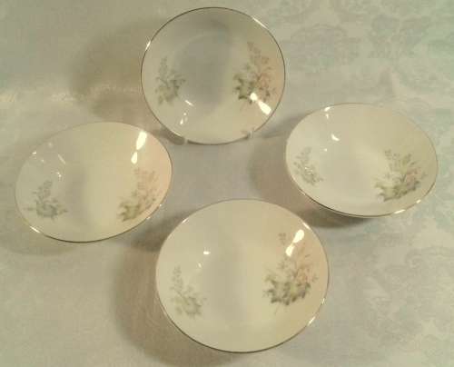 Four Bavarian Germany dessert bowls