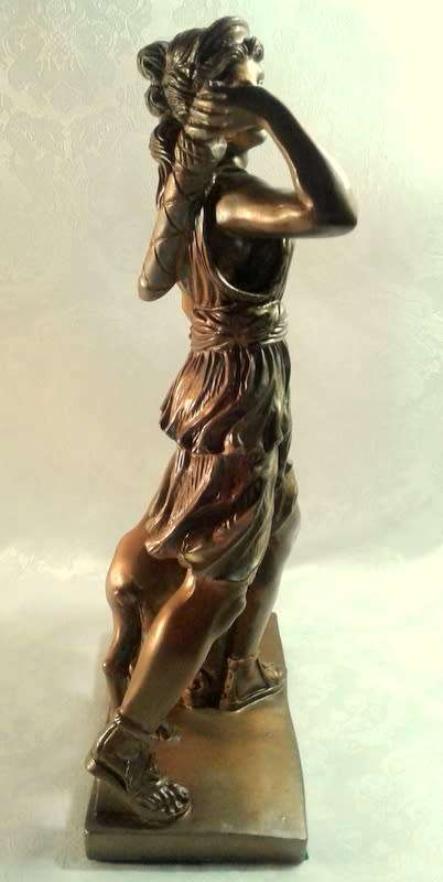 Diana Cacciatrice Statue -Diana the Goddess of hunt, moon & nature (Greek Mythology)