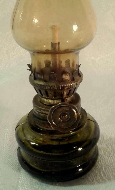Miniature oil lantern