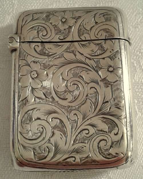 Antique  Vesta  Hallmarked silver match case . Maker C.C . 1936
